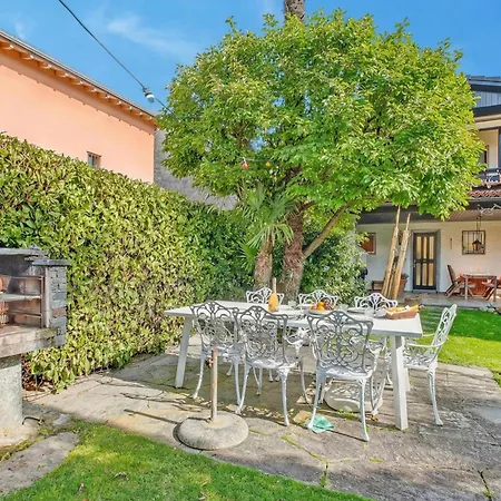 Apartment Casa Viola Garden - Happy