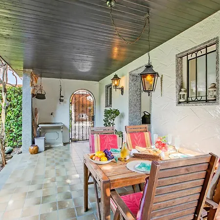 Apartment Casa Viola Garden - - Happy *